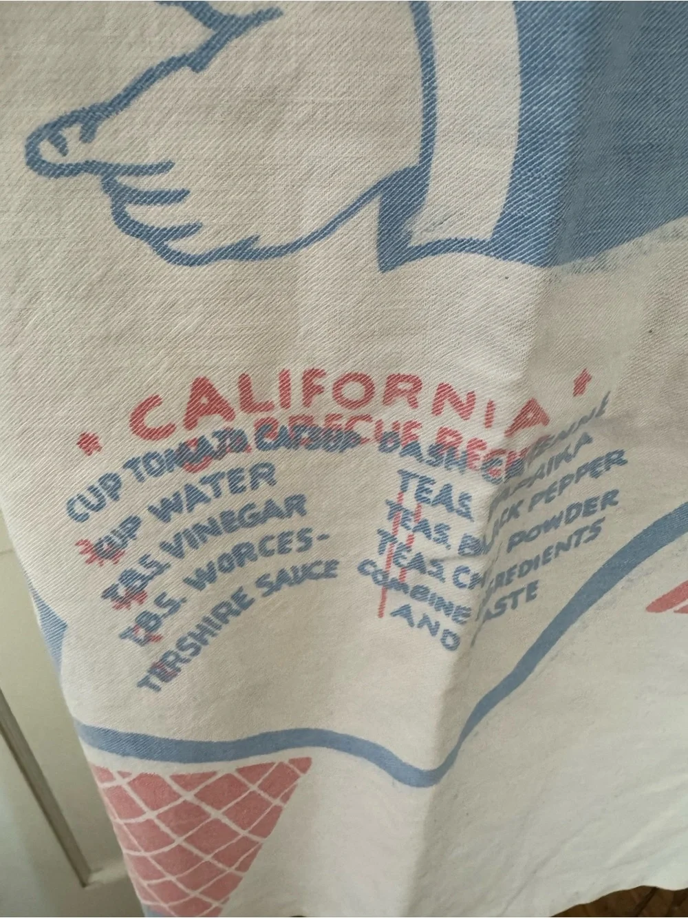 Vintage White Cotton 'Come 'n Get It' Graphic Kitchen Apron